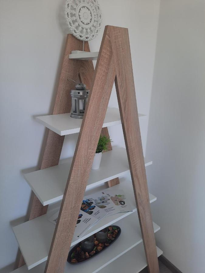 Apartment Mrvica Near The Zagreb Airport Velika Gorica Esterno foto
