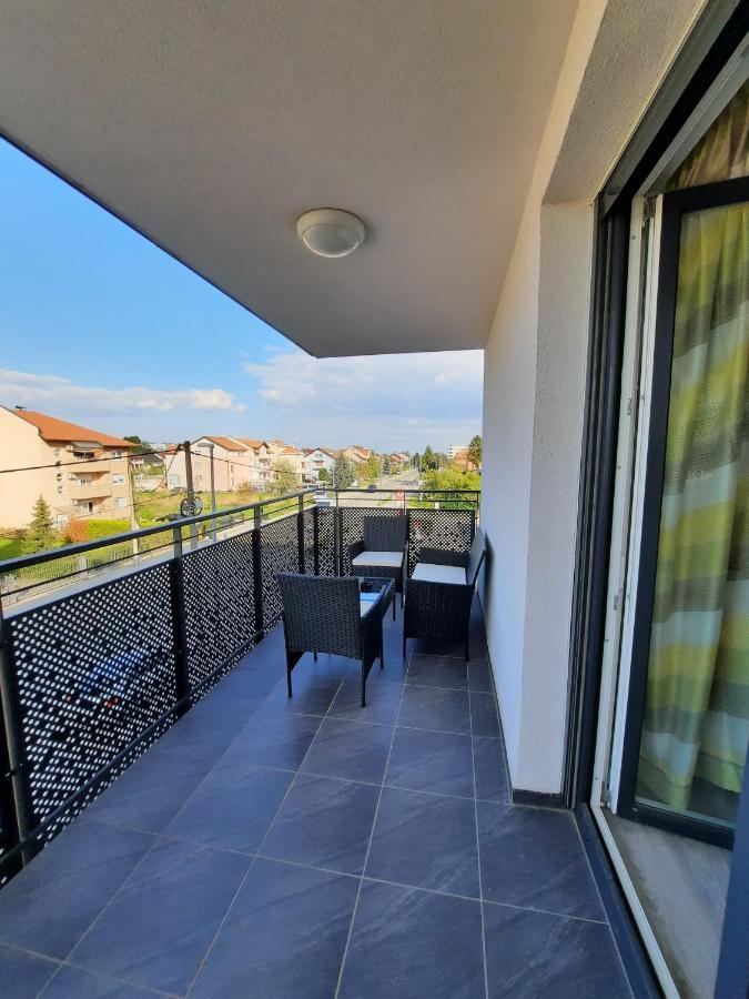 Apartment Mrvica Near The Zagreb Airport Velika Gorica Esterno foto