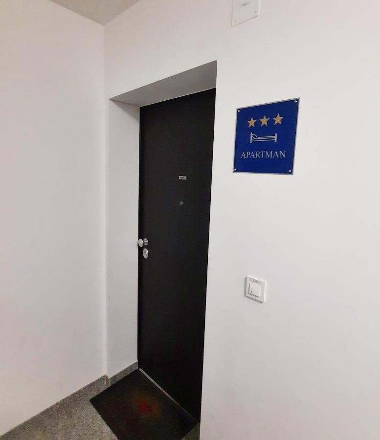 Apartment Mrvica Near The Zagreb Airport Velika Gorica Esterno foto