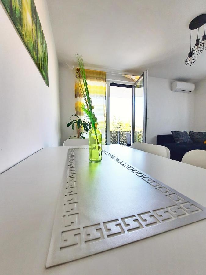 Apartment Mrvica Near The Zagreb Airport Velika Gorica Esterno foto